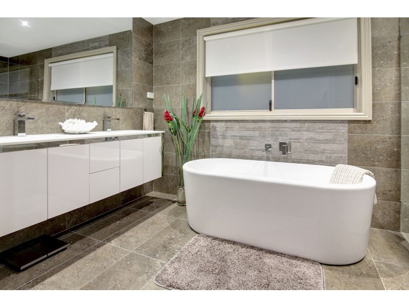 8 Avocet Court, Tootgarook VIC 3941