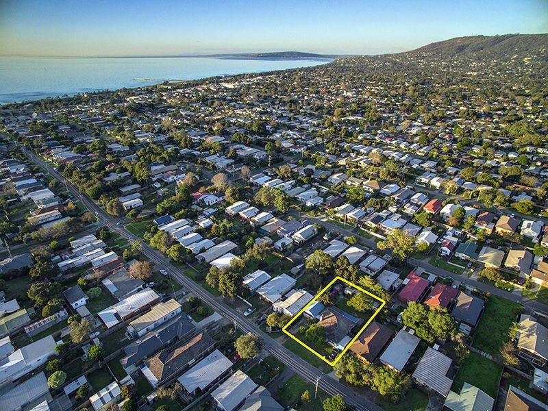 109-111 Fifth Avenue, Rosebud VIC 3939