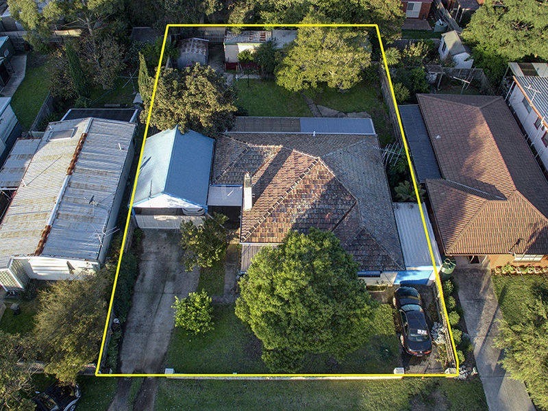 109-111 Fifth Avenue, Rosebud VIC 3939