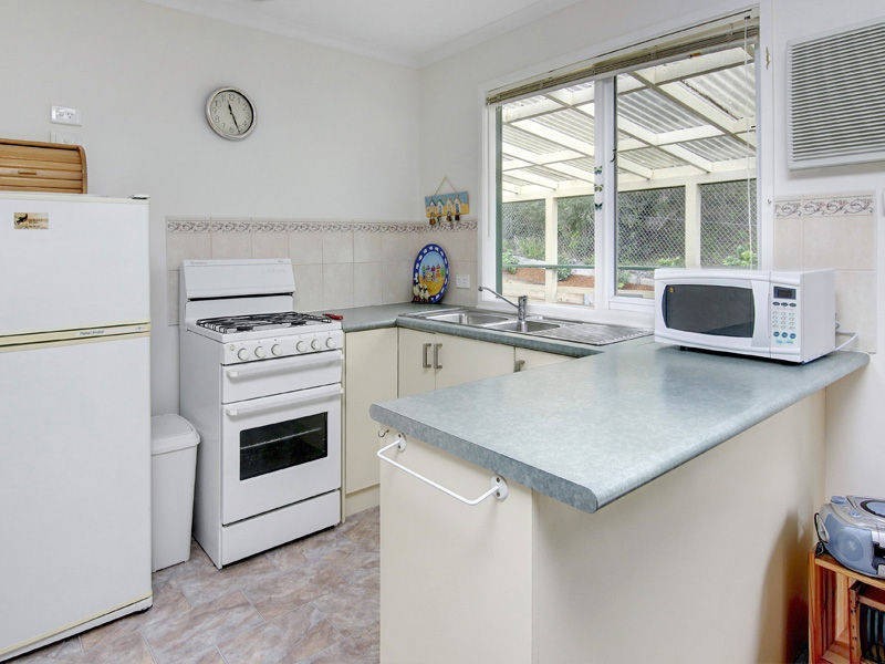 11 Yera Crescent, Rye VIC 3941
