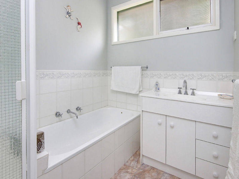 11 Yera Crescent, Rye VIC 3941