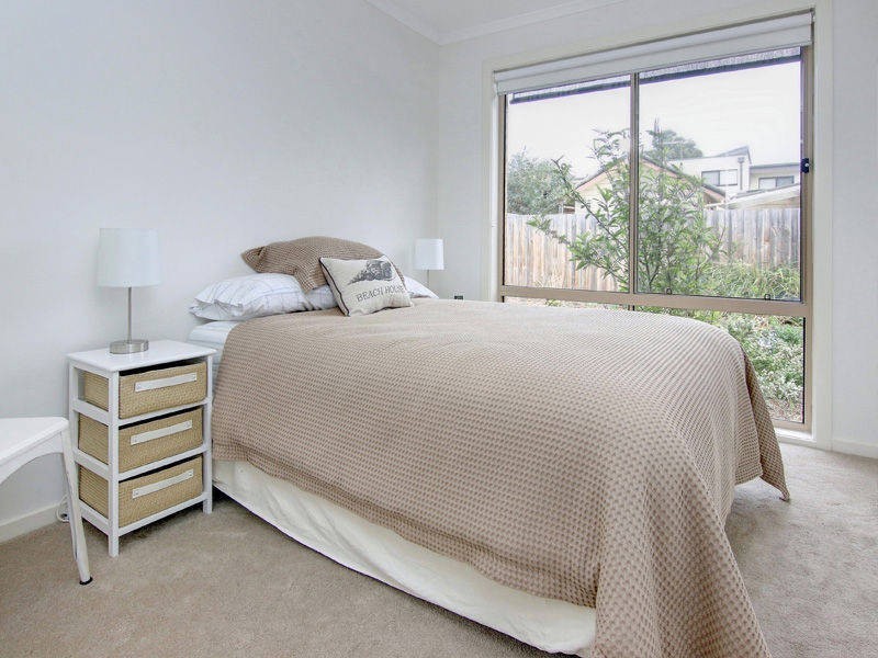 2/23 Grenville Grove, Rosebud West VIC 3940