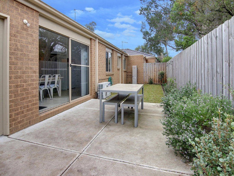 2/23 Grenville Grove, Rosebud West VIC 3940