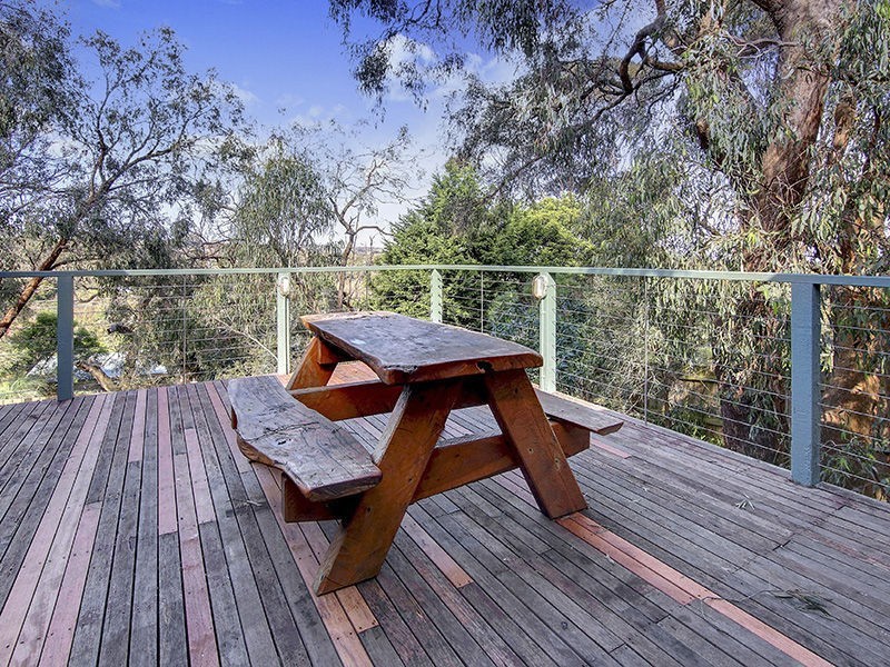 35 Warrain Avenue, Rosebud VIC 3939