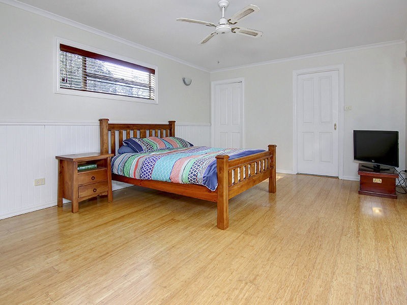 35 Warrain Avenue, Rosebud VIC 3939