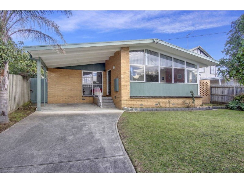 11 Wilson Crescent, Dromana VIC 3936