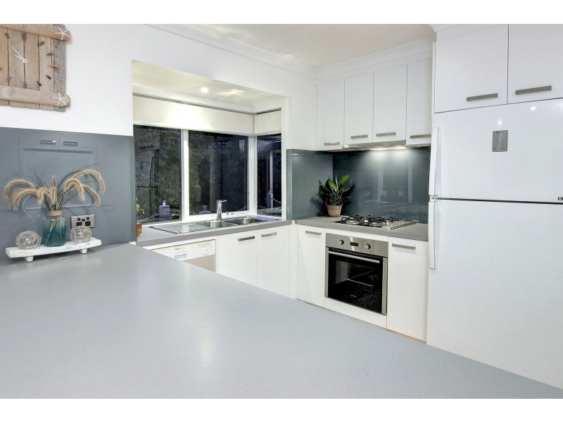 24 Kareela Drive, Tootgarook VIC 3941