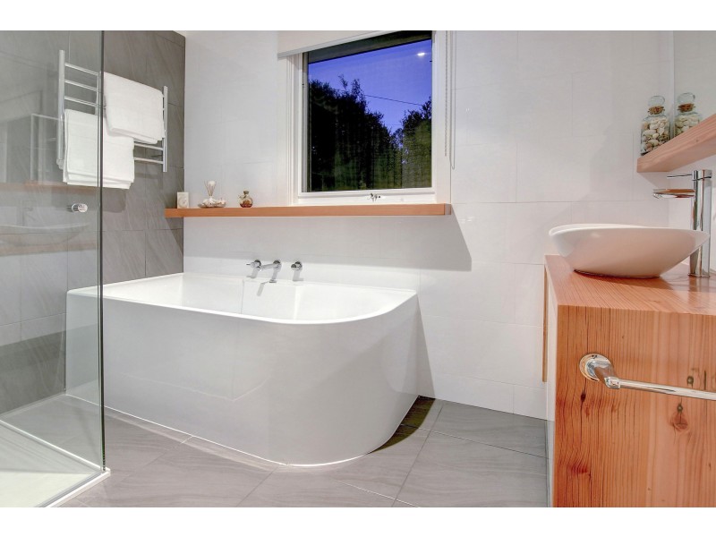 24 Kareela Drive, Tootgarook VIC 3941