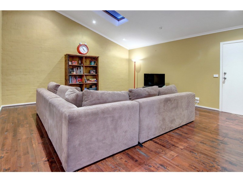 2 Tern Avenue, Rosebud West VIC 3940