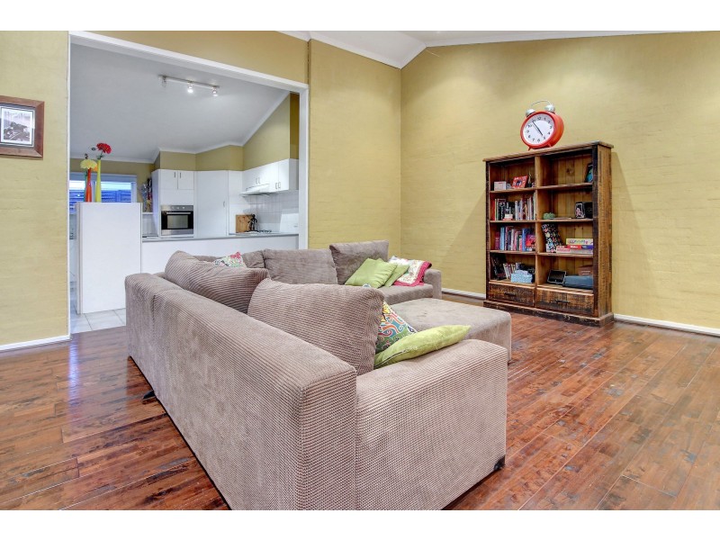 2 Tern Avenue, Rosebud West VIC 3940