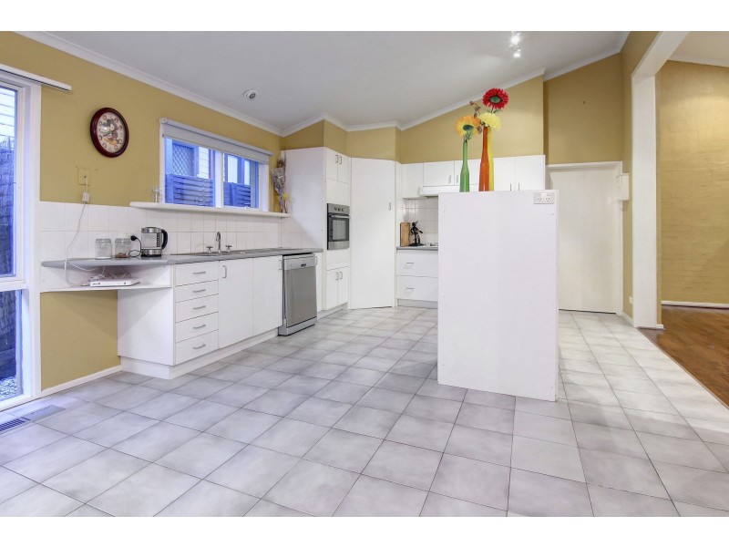 2 Tern Avenue, Rosebud West VIC 3940