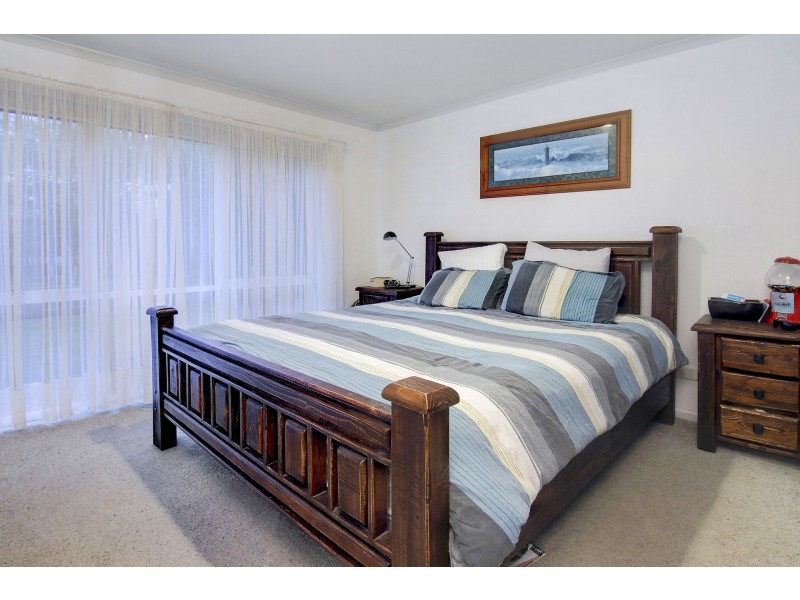 2 Tern Avenue, Rosebud West VIC 3940