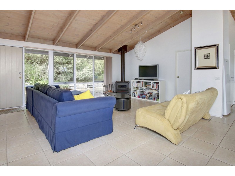 12 Cooraminta Road, Rye VIC 3941