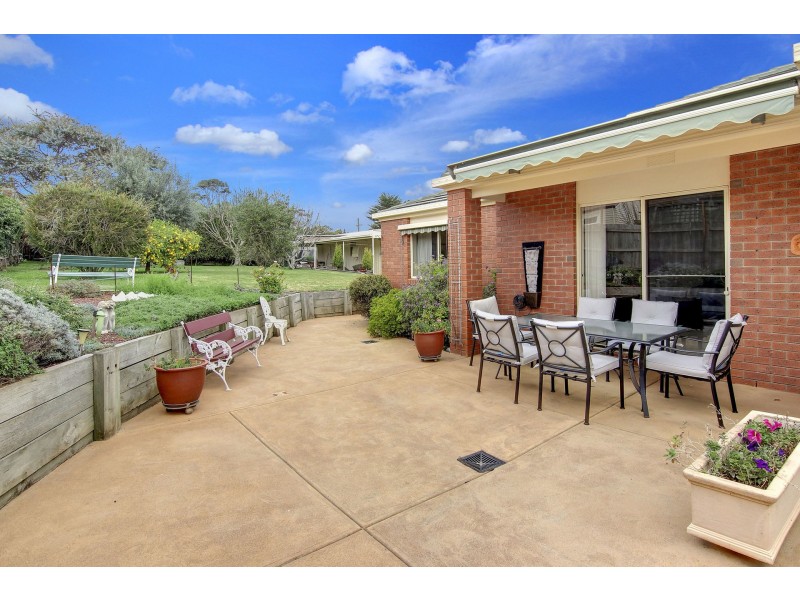 33 Armstrong Road, Mccrae VIC 3938