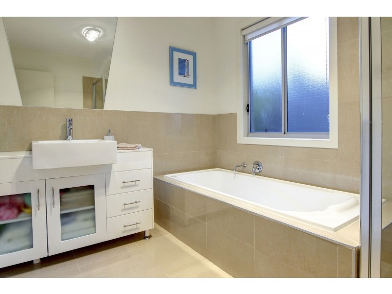 3/5 Thomas Street, Dromana VIC 3936