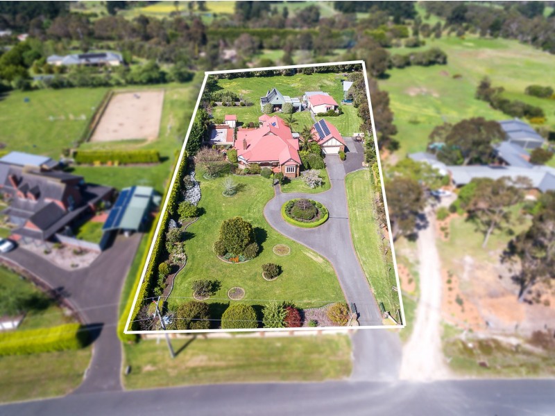 15 Two Bays Drive, Somerville VIC 3912