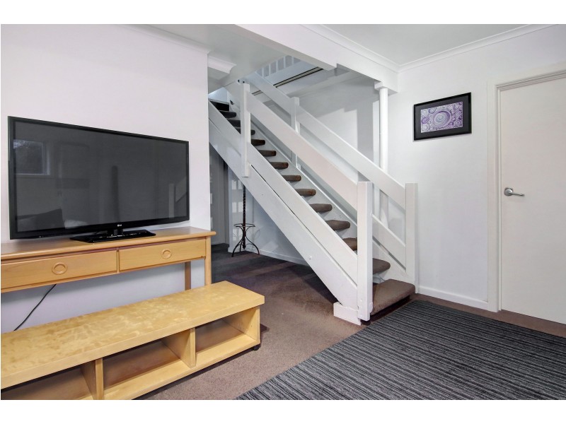 15 Carrathool Avenue, Rosebud VIC 3939