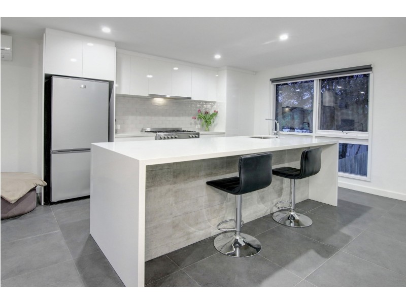 1 Kanimbla Court, Rye VIC 3941