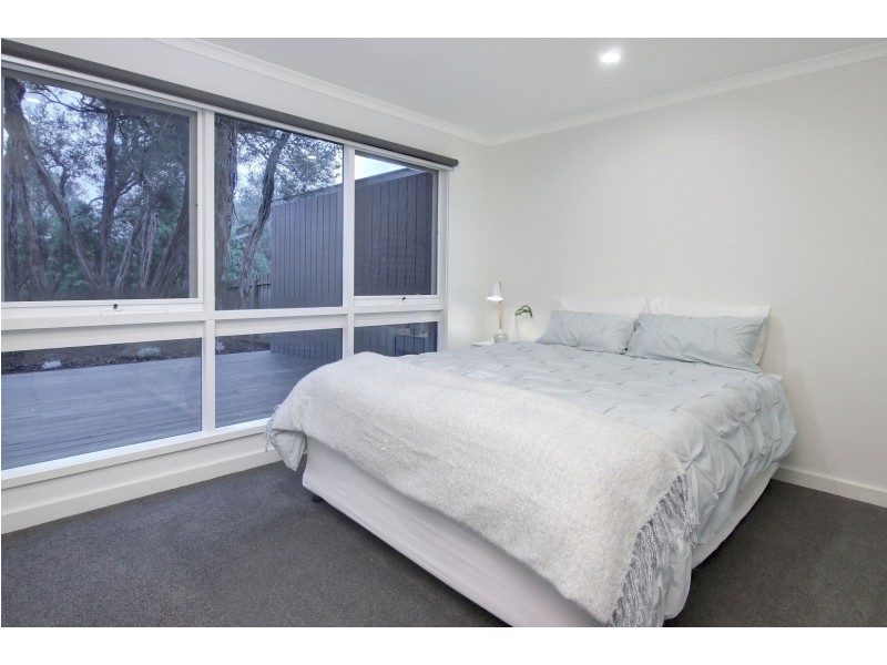 1 Kanimbla Court, Rye VIC 3941