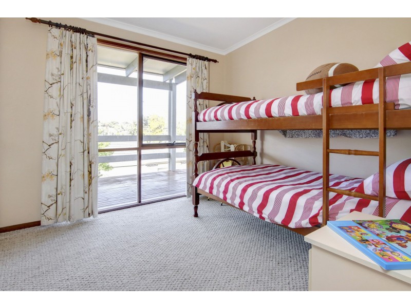 10 Lancia Drive, Tootgarook VIC 3941