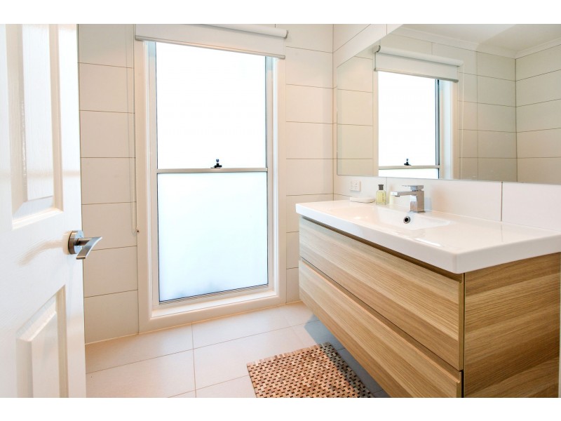 5 Bellmare Avenue, Dromana VIC 3936