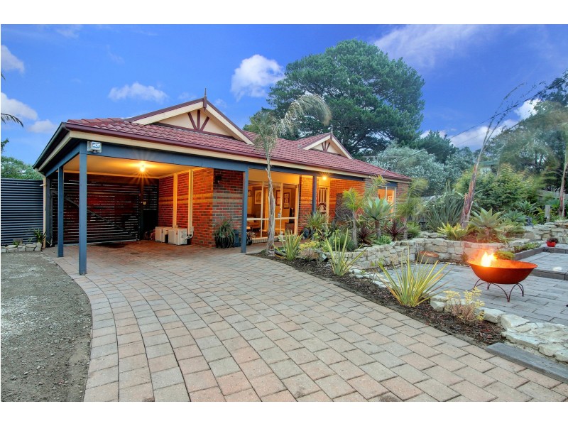 56 Cootamundra Avenue, Rosebud West VIC 3940