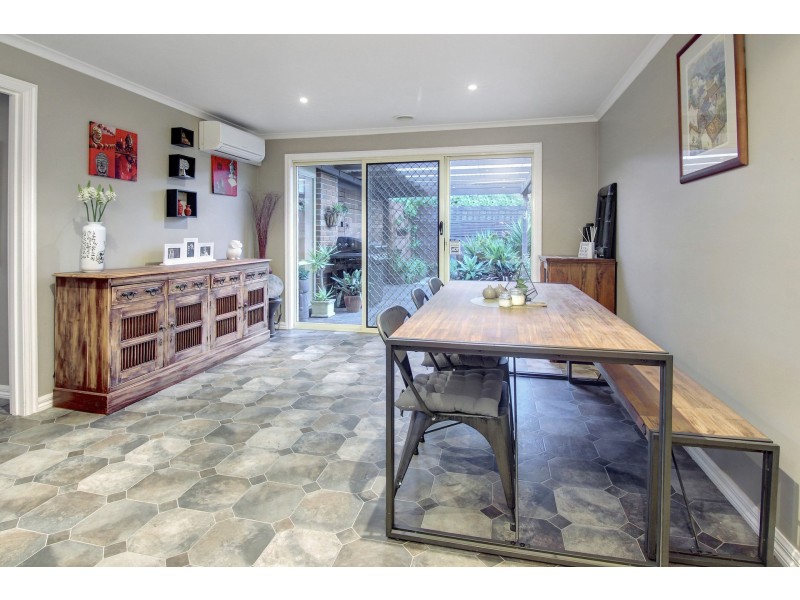 56 Cootamundra Avenue, Rosebud West VIC 3940