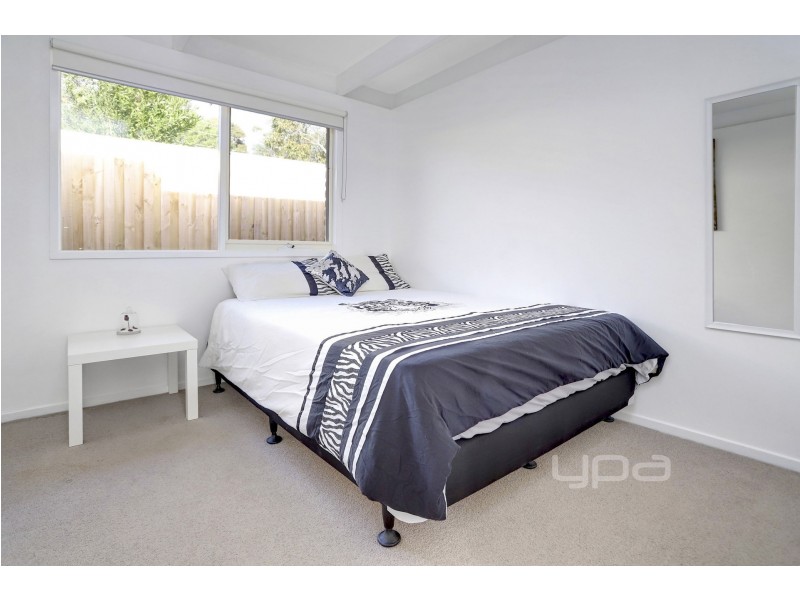 90 Rainier Avenue, Dromana VIC 3936