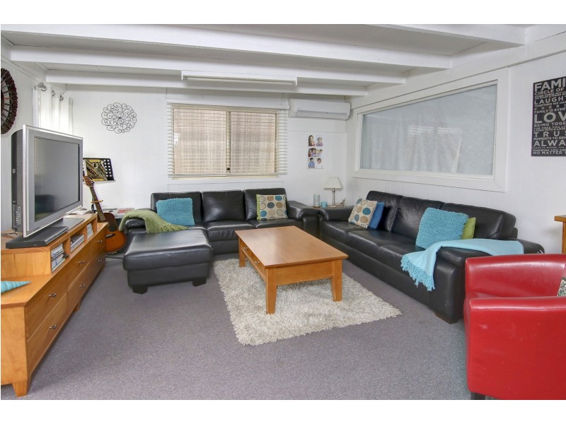 16 Seacombe Street, Dromana VIC 3936