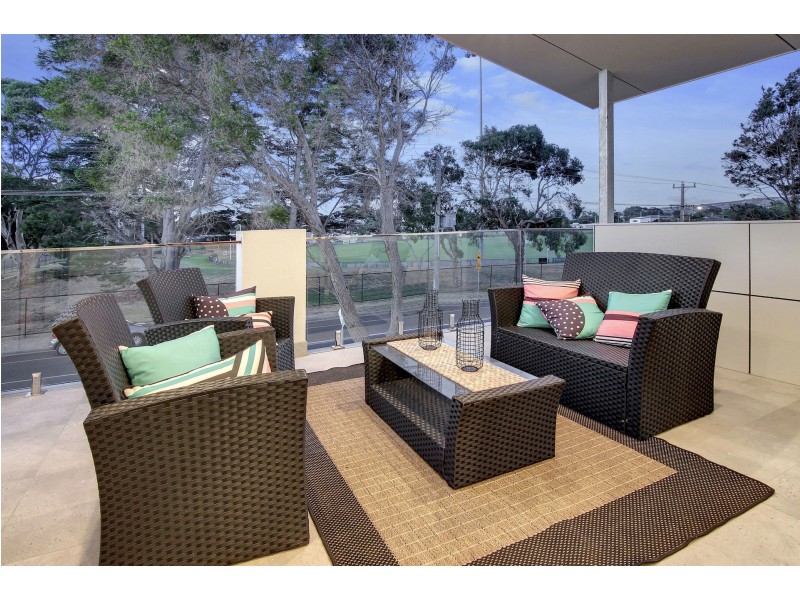 97 Charles Street, Dromana VIC 3936