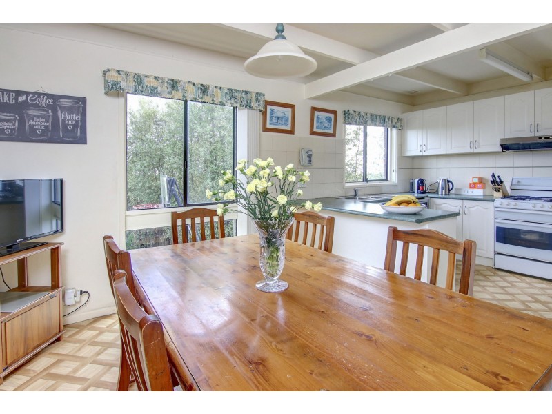 42 Dahlia Street, Dromana VIC 3936