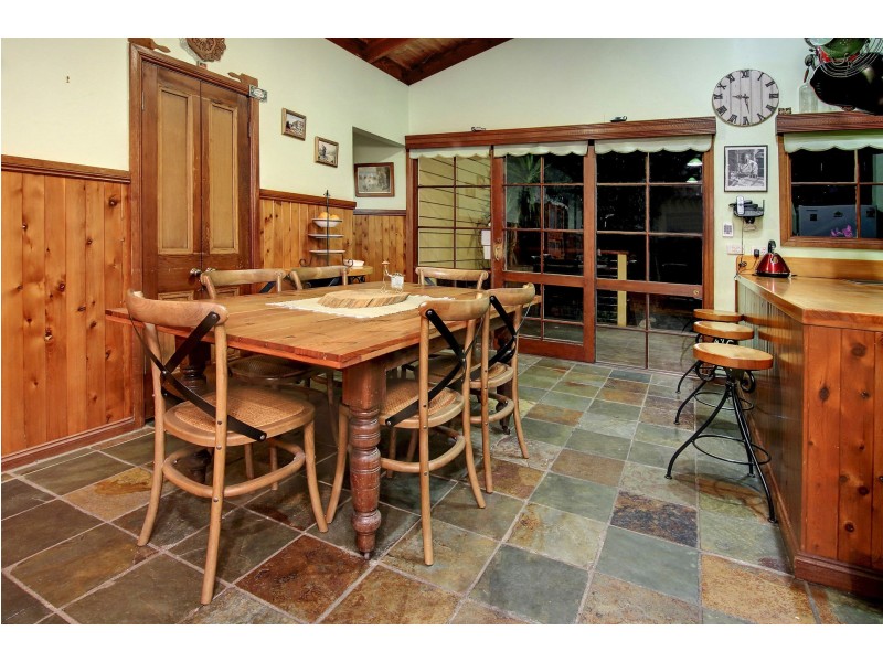 16 Cooraminta Road, Rye VIC 3941