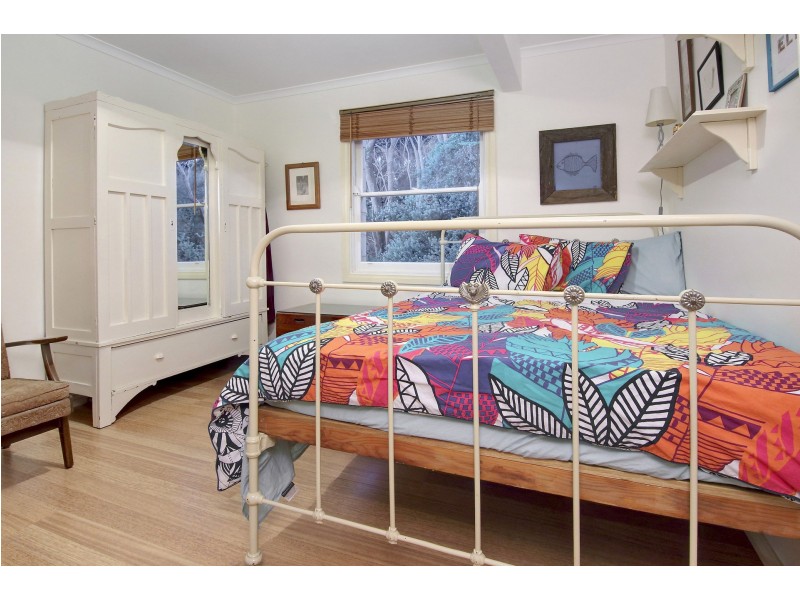 16 Cooraminta Road, Rye VIC 3941