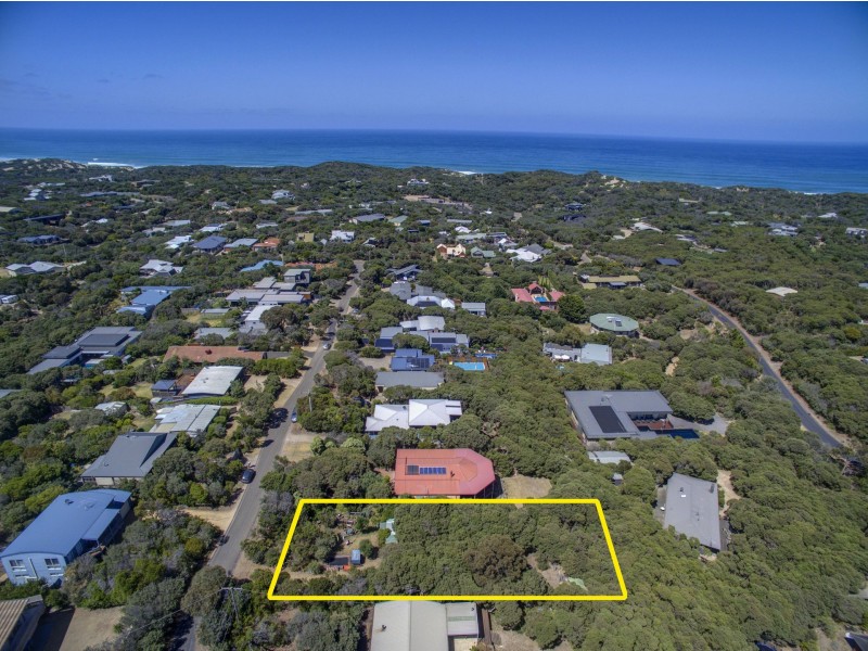 14 Cooraminta Road, Rye VIC 3941