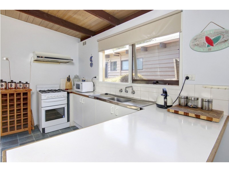 18 Wollert Street, Rye VIC 3941