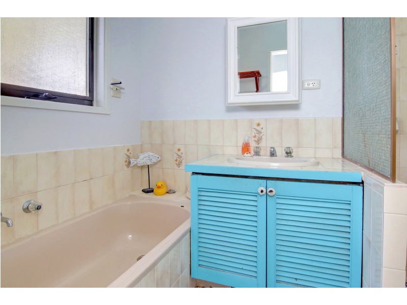 18 Wollert Street, Rye VIC 3941