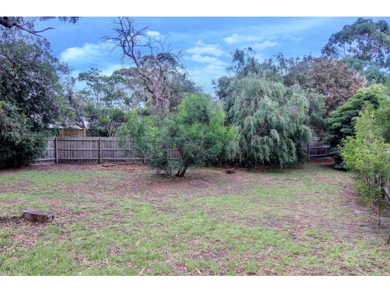 2 Plantation Drive, Rosebud VIC 3939
