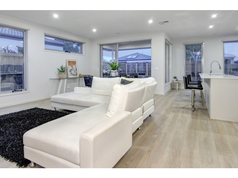 6 Portside Way, Safety Beach VIC 3936