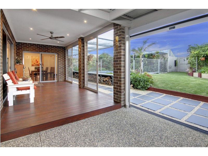 8 Gannett Avenue, Rosebud West VIC 3940