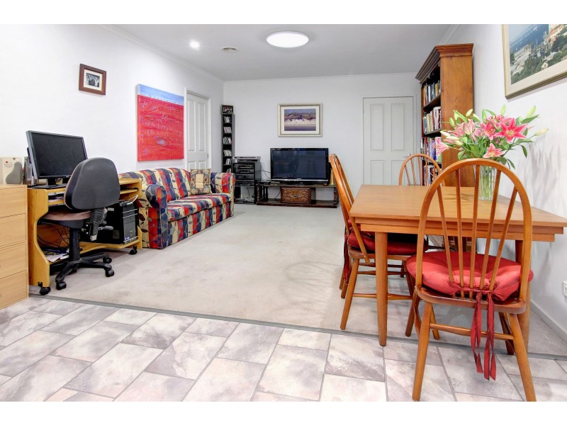 8 Sheila Street, Rye VIC 3941