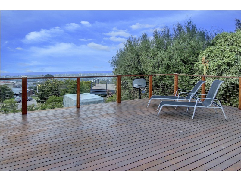 8 Dover Court, Dromana VIC 3936