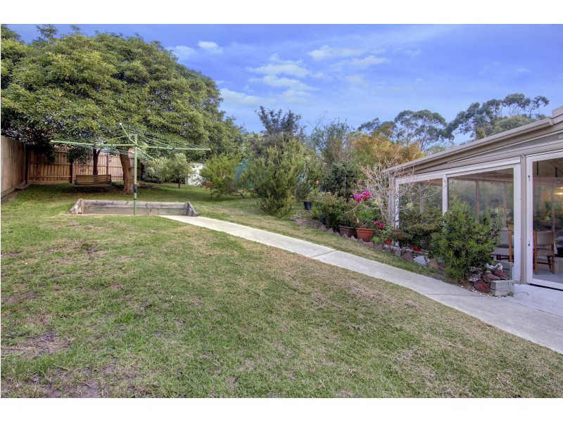 8 Dover Court, Dromana VIC 3936