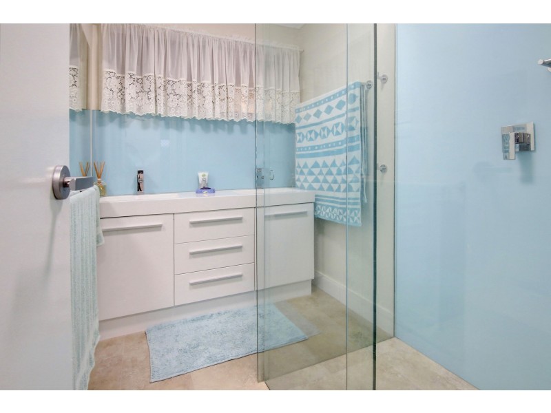 8 Dover Court, Dromana VIC 3936