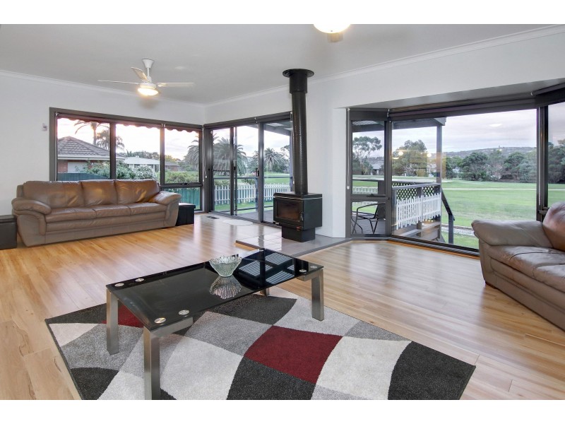 7  Palm Tree Drive, Safety Beach VIC 3936