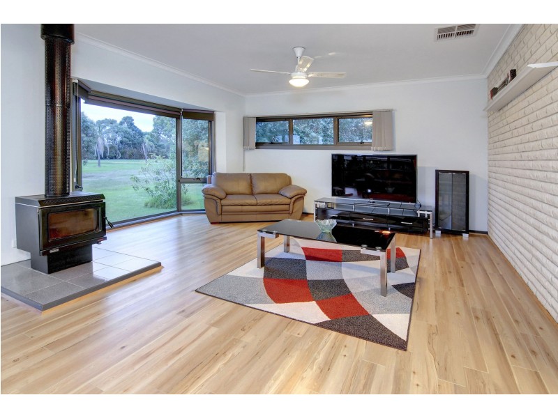 7  Palm Tree Drive, Safety Beach VIC 3936