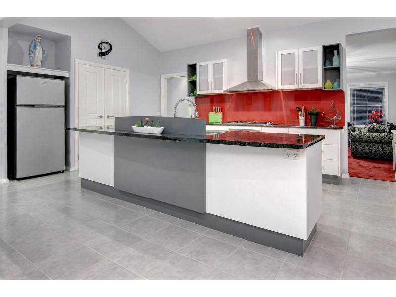 15 Daniella Court, St Andrews Beach VIC 3941