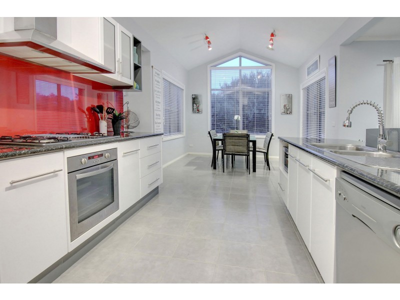 15 Daniella Court, St Andrews Beach VIC 3941