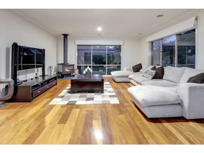 11 Tador Drive, Somerville VIC 3912