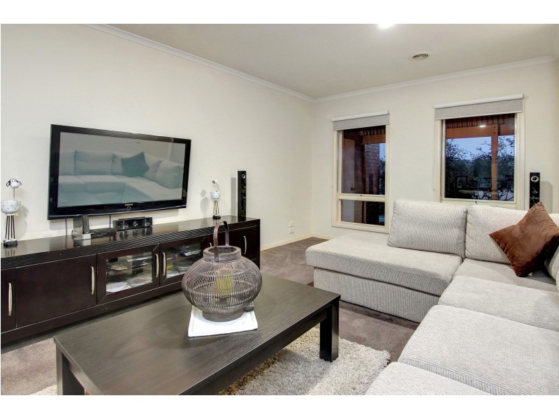 11 Tador Drive, Somerville VIC 3912