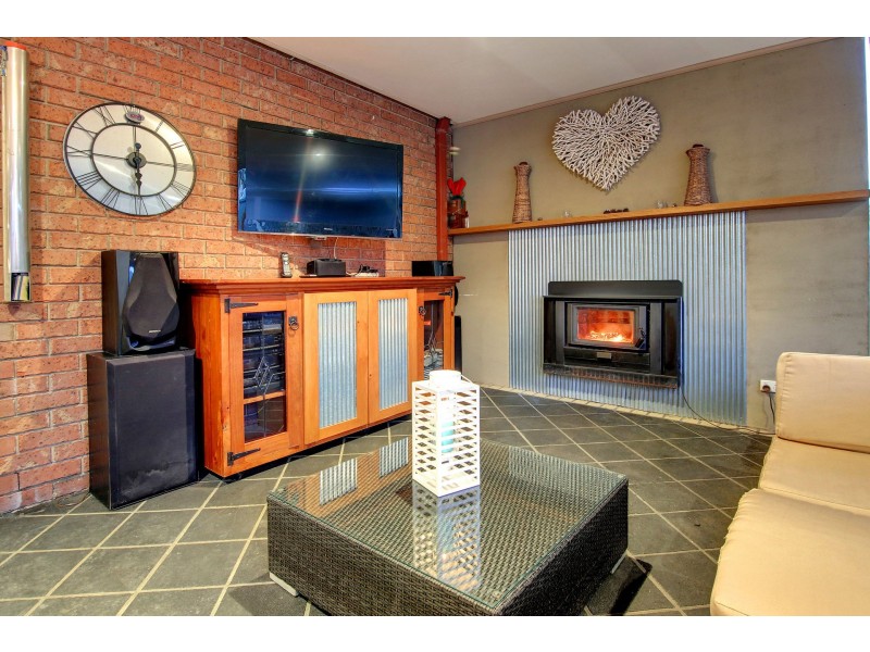 11 Tador Drive, Somerville VIC 3912